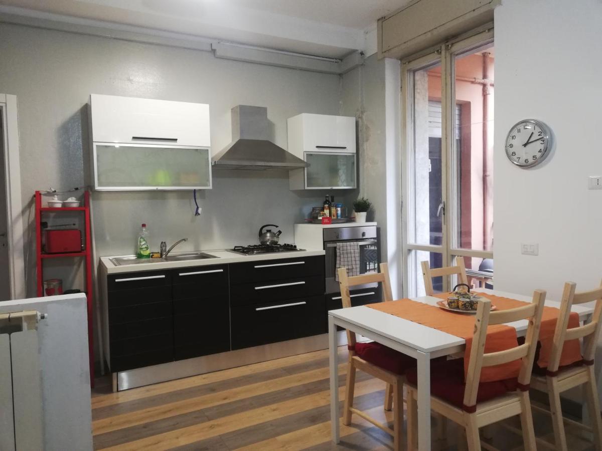 밀라노 Giusti Flat - Next To Cimitero Monumentale Castello Sforzesco 아파트 객실 사진